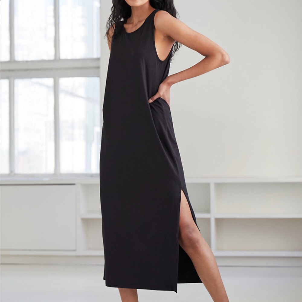 Babaton (aritzia) black midi dress - medium